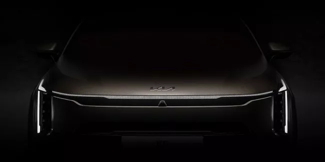 1 صورة تشويقية للسيارة كيا K8 موديل 2025 المحسنة