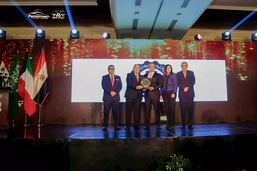 بطولة-مصر-الشرق-الاوسط-لسباقات-السيارات-rev-it-up--(4)_optimized