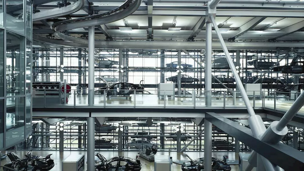 مصنع فولكس فاجن الزجاجي للسيارات