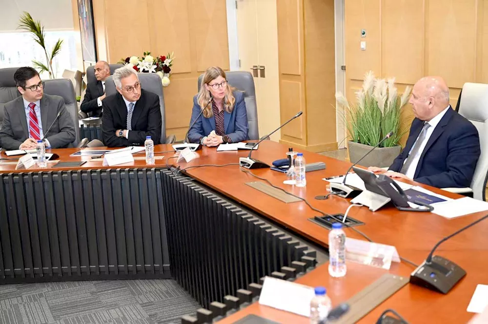 جانب من اجتماع نائب رئيس الوزراء ومسئولي فولكس فاجن