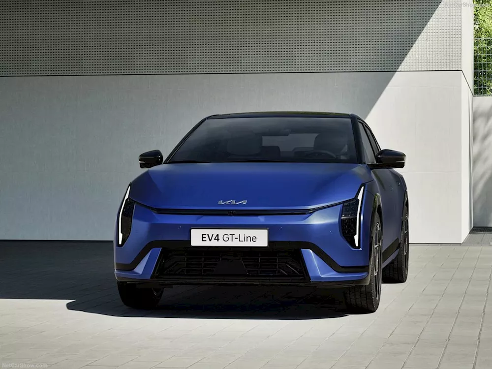 كيا EV4 الجديدة