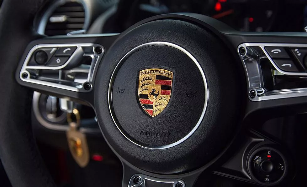 علامة بورشة