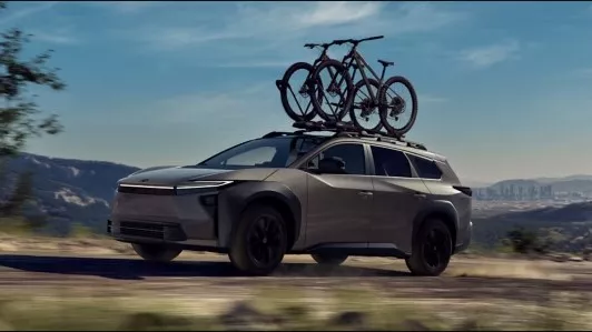 تويوتا bZ Woodland