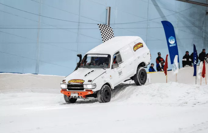 سباق رالي على الجليد 