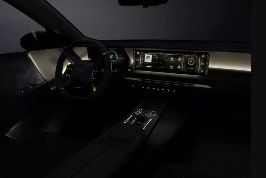 دي إس N°8 الكهربائية الفارهة