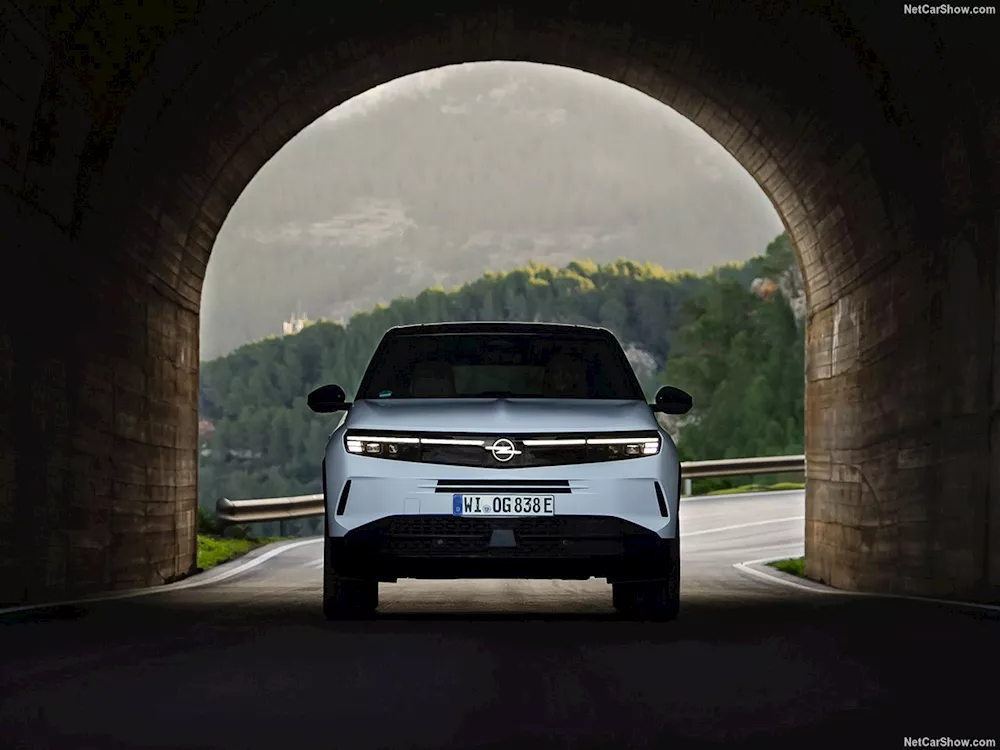 أوبل جراند لاند