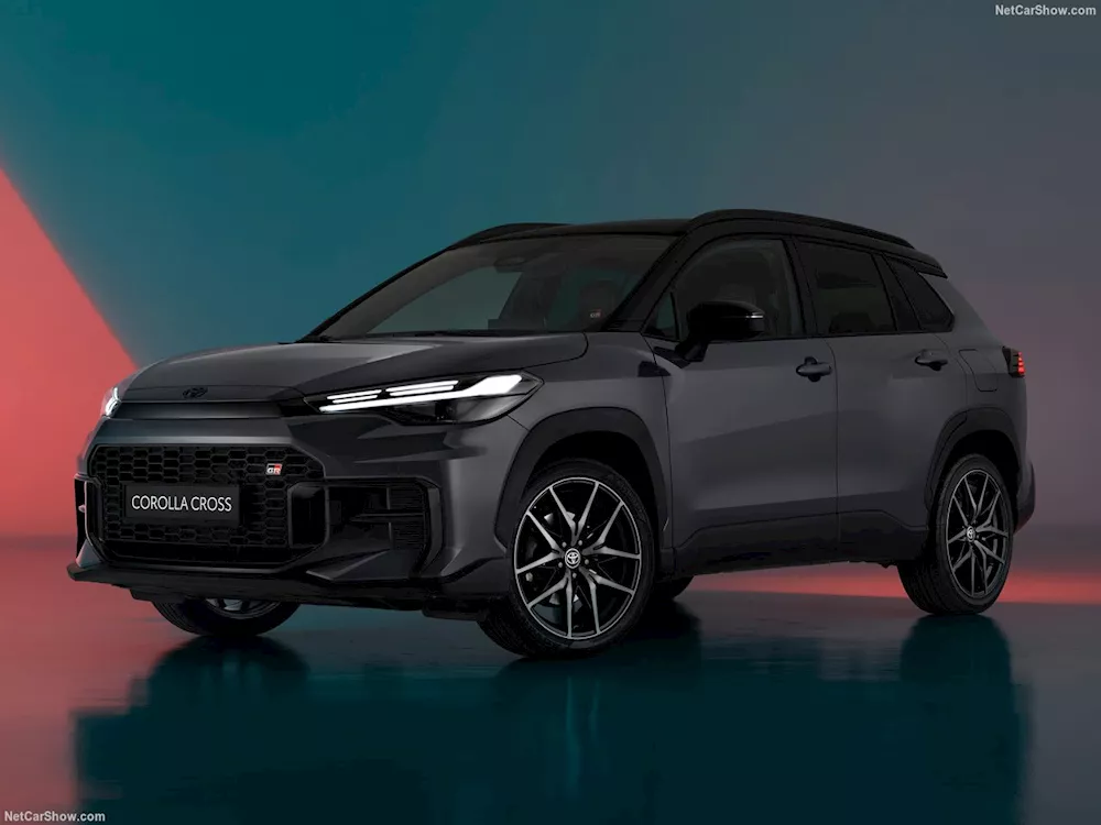 تويوتا كورولا Cross الجديدة