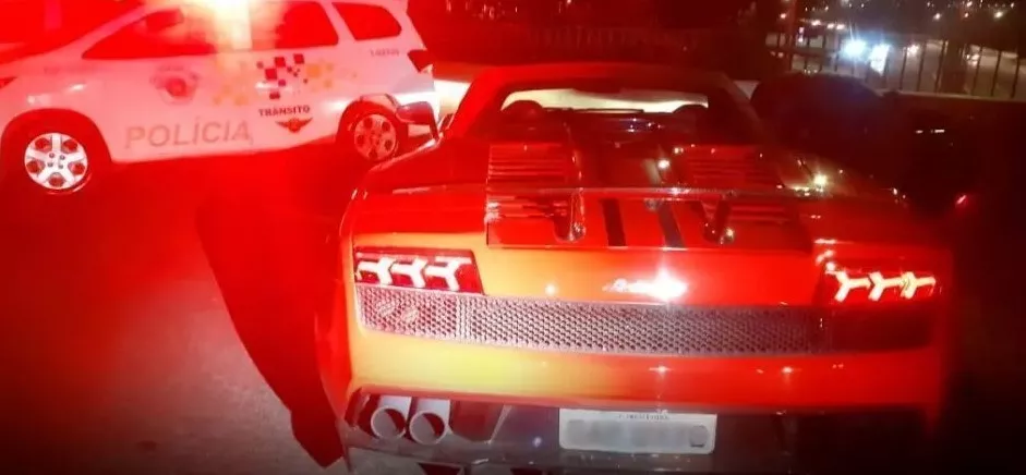 سيارة تارسو ماريكز