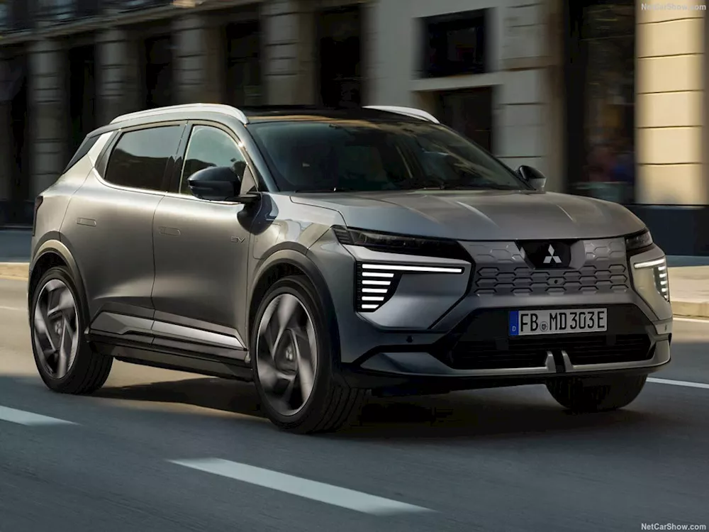 ميتسوبيشي إكليبس كروس الكهربائية الجديدة