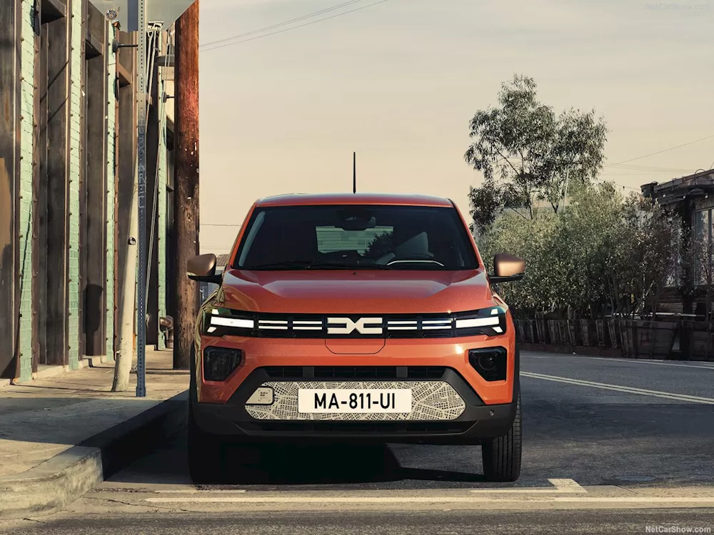 داسيا Spring الكهربائية الجديدة