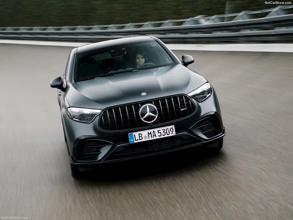 مرسيدس تطلق سيارتها AMG GLC 53 موديل 2027 في الأسواق.. صور و | Shift