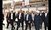جانب من جولة الوزراء داخل مصنع النصر