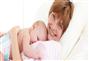 الرضاعة الطبيعية تحسن مزاج الأم!!