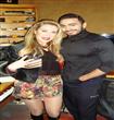 لقاء سابين وتامر حسني في تسجيل أغنيات ألبومها                                                                                                         