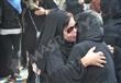 سماح أنور وشيرين يُصران علي نزول القبر ودفن معالي زايد                                                                                                