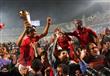 احتفال لاعبي الأهلي مع الجماهير احتفالا بالتتويج بكأس الكونفدرالية (9)                                                                                
