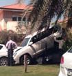 أغرب حوادث السيارات بشارع حديقة الصفا في دبى 