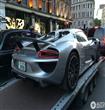 أول نسخة من بورش 918 سبايدر الخارقة تصل لندن                                                                                                          