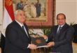 السيسي يهدي عدلي منصور أول نسخة من كتاب يوثق فترة رئاسته لمصر (4)                                                                                                                                       