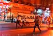 متظاهرون يشعلون الشماريخ بمحيط ميدان التحرير وسط غياب أمني (4)                                                                                                                                          