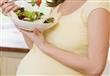 هل تحتاج الحامل إلى تناول الطعام لشخصين؟