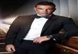 "تقاليع" عمرو دياب "أيقونة الموضة" بين الشباب                                                                                                                                                           