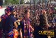 البارسا يحتفل بلقب الليجا في شوارع برشلونة (28)                                                                                                                                                         