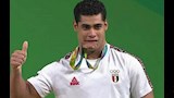 محمد ايهاب الحاصل علي الميدالية البرونزية في رفع الاثقال