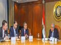 اجتماع وزير التجارة والصناعة مع وفد المؤسسة