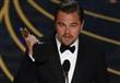 الممثل ليوناردو دي كابريو يتسلم جائزة اوسكار في 20