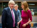  وزير خارجية بريطانيا بوريس جونسون مع وزيرة خارجية
