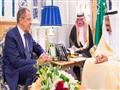 وزير الخارجية الروسي سيرجي لافروف والملك سلمان
