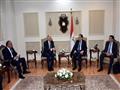  وزير البترول خلال المباحثات