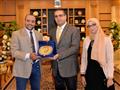رئيس جامعة المنصورة يستقبل فريق اكتشاف الديناصور منصوراسورس (6)                                                                                                                                         