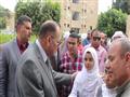 محافظ الفيوم يزور طالبات الثانوي ضحايا الاختناق داخل الفصل بالمستشفى                                                                                                                                    