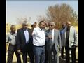 رئيس الجامعة والمحافظ يتفقدان طريق المطار                                                                                                                                                               