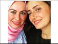 حلا شيحة وصديقتها