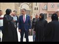 المحافظ يتفقد الدير الاحمر بسوهاج (21)