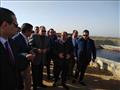 وزير التنمية المحلية ومحافظ الفيوم يتفقدان أعمال تطهير بحيرة قارون (7)