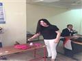 وفاء سالم تدلى بصوتها فى الانتخابات تصوير محمود عبد الناصر 26-3-2018 (1)                                                                                                                                