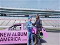 جاريد ليتو يروّج لألبوم فرقته America في سباقات ناسكار (10)                                                                                                                                             
