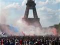 احتفالات في شوارع فرنسا  (10)                                                                                                                                                                           
