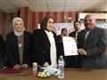 توزيع 500 شهادة امان من القومي للمرأة بدار السلام (4)
