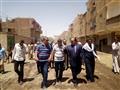 رئيس مركز أسيوط يفتتح طريقًا بديلًا للربط بين قريت