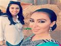 الفنانة ميريهان حسين و شقيقتها نادين حسين
