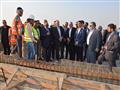 وزير التنمية المحلية يتفقد محور عدلي منصور في بني سويف