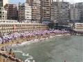 إقبال مكثف على شواطئ الإسكندرية في العيد (3)                                                                                                                                                            