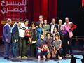 فريق المسرحية مع وزيرة الثقافة                                                                                                                                                                          