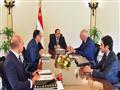 اجتماع السيسي مع رئيس الوزراء (2)
