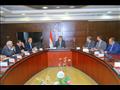 وزير النقل يتابع تنفيذ 6 محاور على النيل